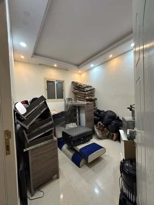 5 bedroom apartment in Dhahrat Laban