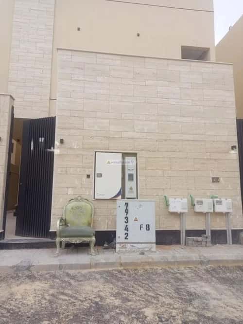 Floor 143 SQM with 3 bedrooms السعادة، شرق الرياض، الرياض
