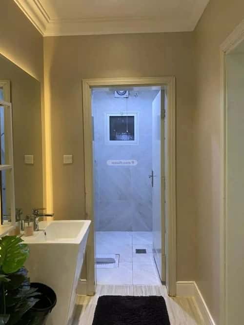 فيلا 525 متر مربع شمالية شرقية على شارع 15م الخليج، شرق الرياض، الرياض