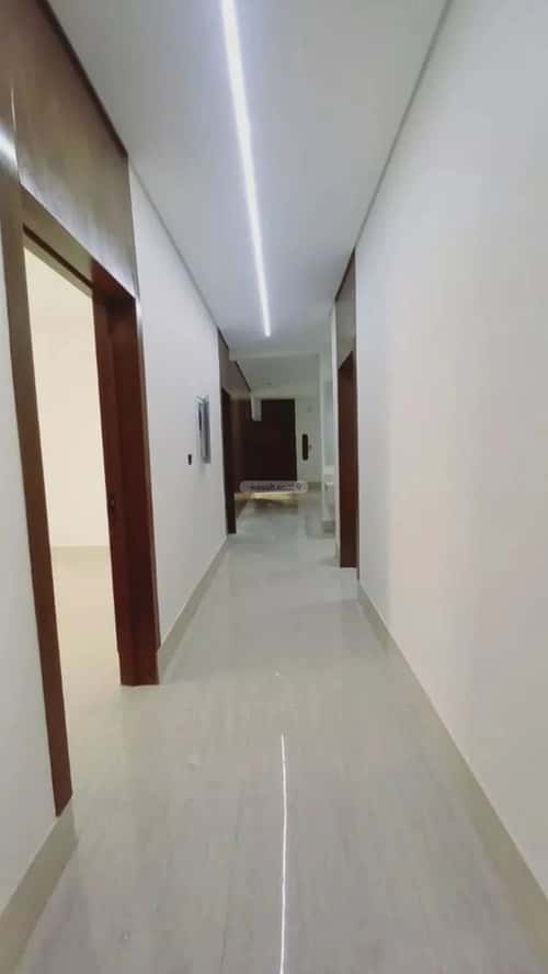 4 bedroom floor in Tuwaiq