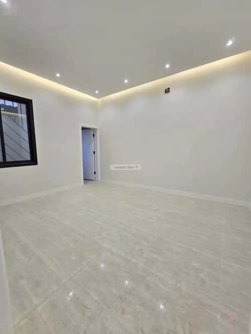 Floor 201 SQM with 3 bedrooms سلطانة، غرب الرياض، الرياض