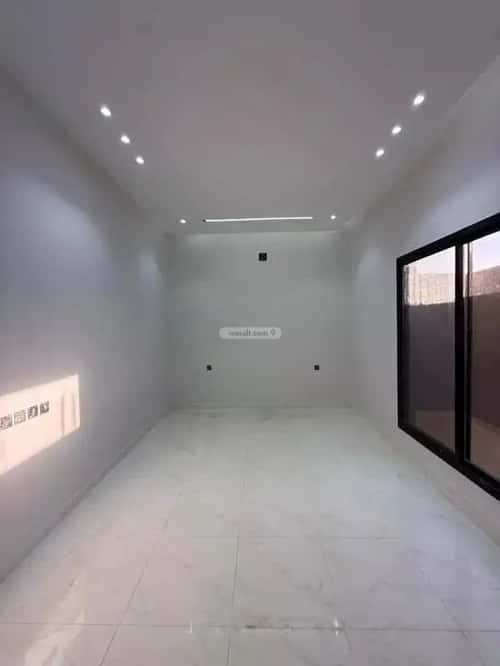 Apartment with 3 Bedrooms Okaz, South Riyadh, Riyadh