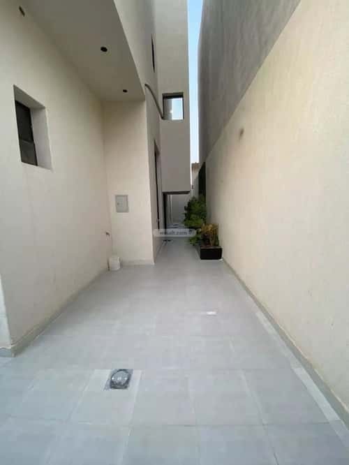 Villa 311 SQM facing North on 18m width street العريجاء الأوسط، غرب الرياض، الرياض