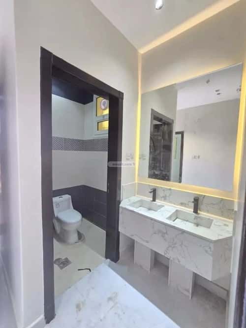 5 bedroom villa in Dhahrat Laban