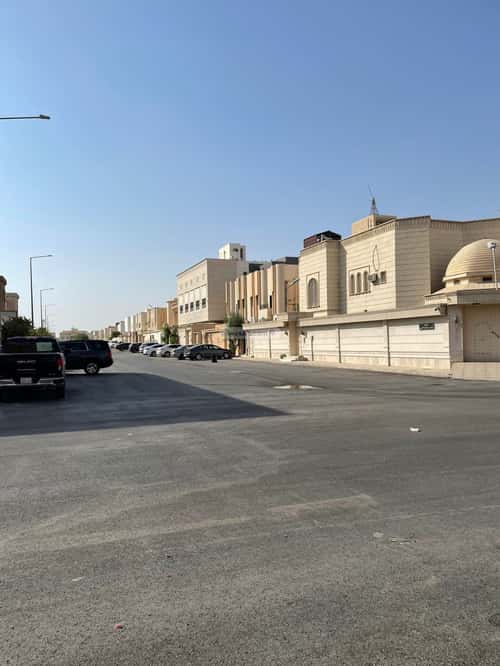 Villa 560 SQM Facing South West on 20m Width Street Ar-Rawabi, East Riyadh, Riyadh