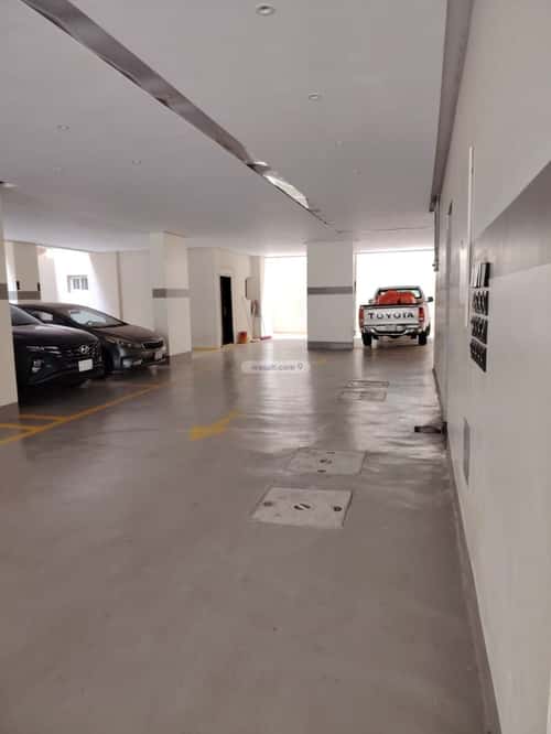 Apartment with 5 Bedrooms Meshrefah, North Jeddah, Jeddah