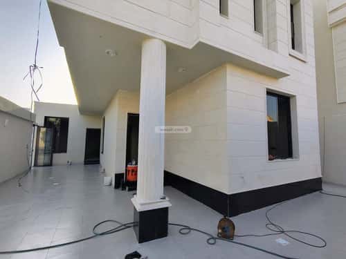 Villa 300.2900085449219 SQM Facing East on 20m Width Street Al Lo'A Lo'A, Khobar