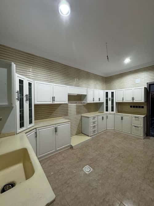 Apartment with 4 Bedrooms Bader, South Riyadh, Riyadh