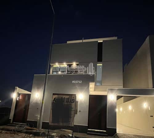 8 bedroom villa in Al Rimal