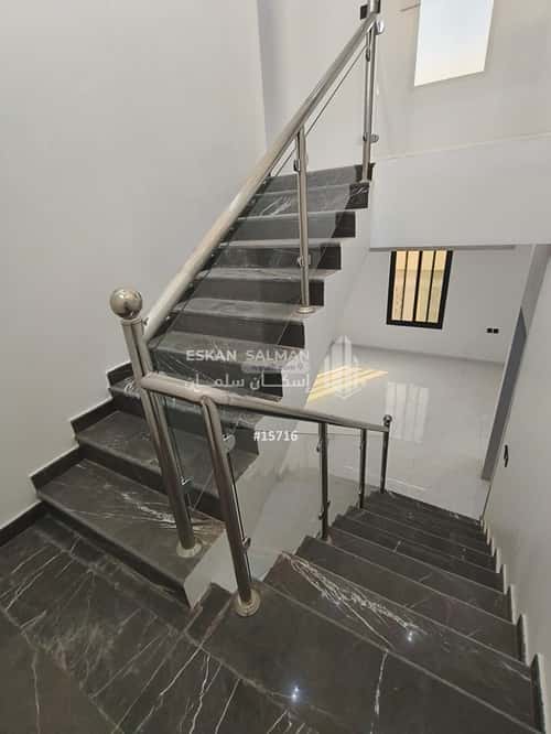 7 bedroom apartment in Al Janadriyah