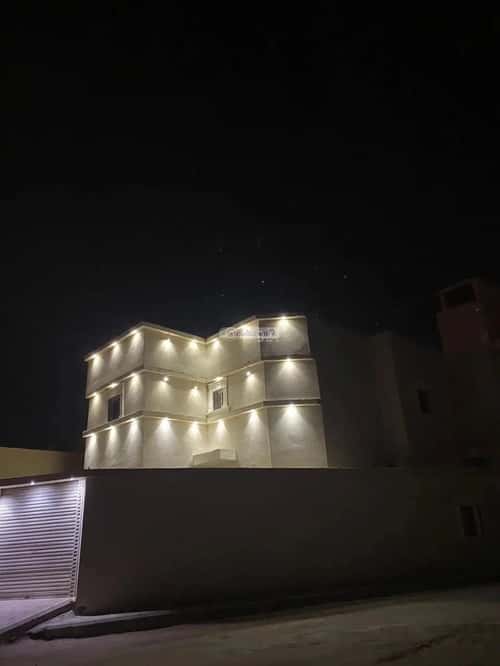 Villa 303 SQM facing North West on 20m width street النظيم، شرق الرياض، الرياض