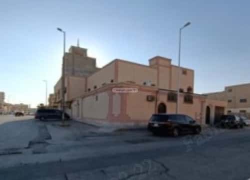 Floor 251.47 SQM with 5 Bedrooms As Salam, Al Kharj