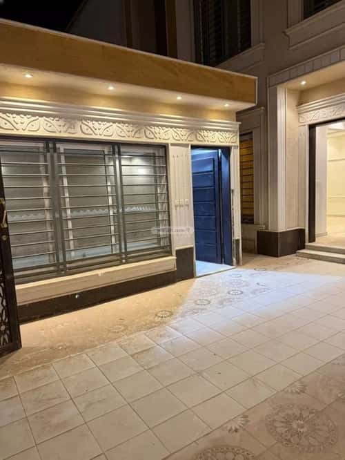 فيلا 300 متر مربع غربية على شارع 20م عكاظ، جنوب الرياض، الرياض