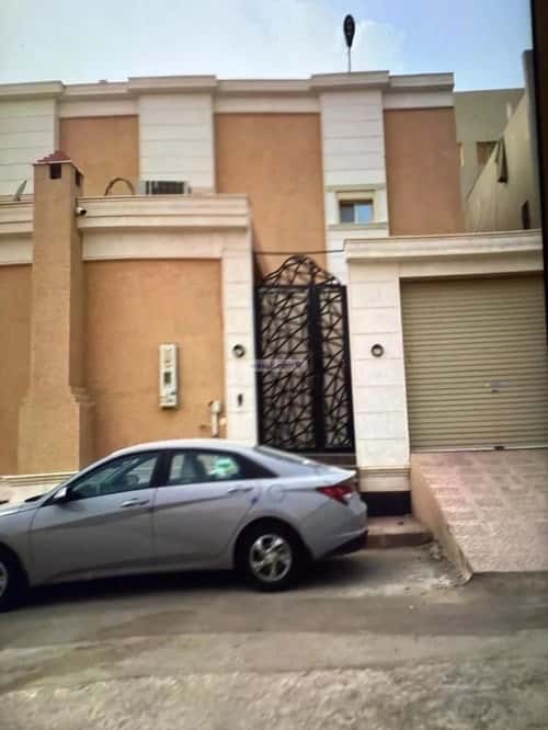 فيلا 249 متر مربع جنوبية على شارع 15م العزيزية، جنوب الرياض، الرياض