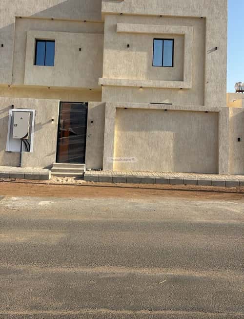 فيلا 465 متر مربع شمالية على شارع 20م المرجانية، رابغ