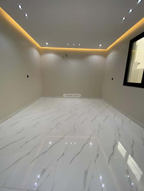 Villa 450 SQM Facing East on 20m Width Street Wadi Jaleel, Alttayif