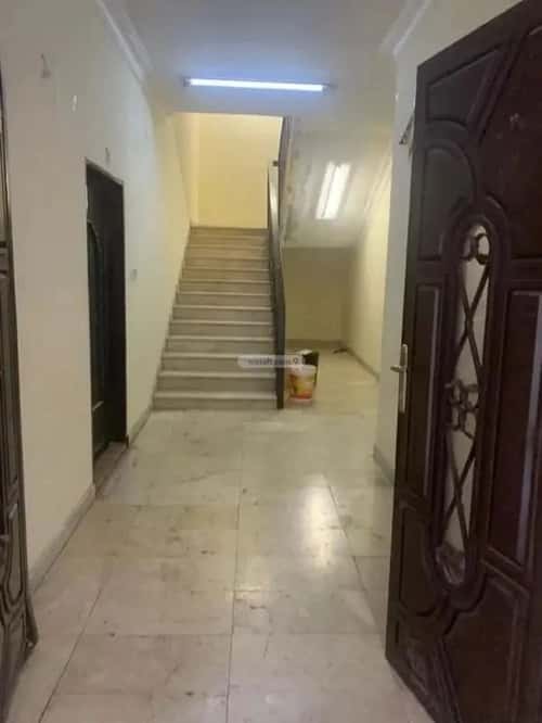 Building 700 SQM Facing East King Faisal, East Riyadh, Riyadh