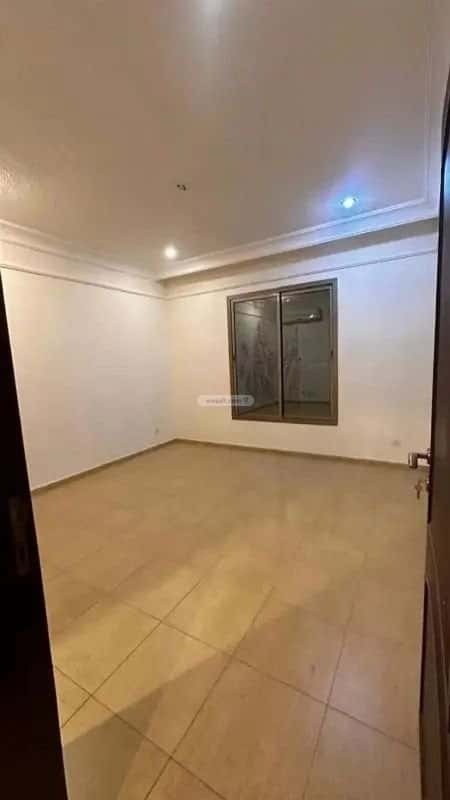 Apartment with 4 Bedrooms Hajer, Aldammam