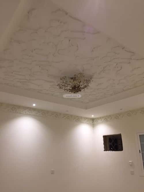 Building 515 SQM with 4 Floors Facing North Al Zaher, Damad