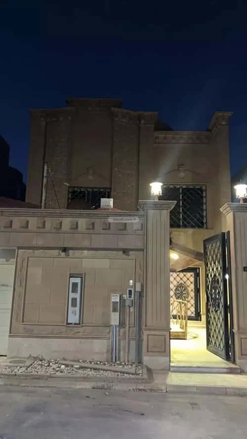 Villa 300 SQM Facing West with 4 Bedrooms King Abdullah, Central Riyadh, Riyadh