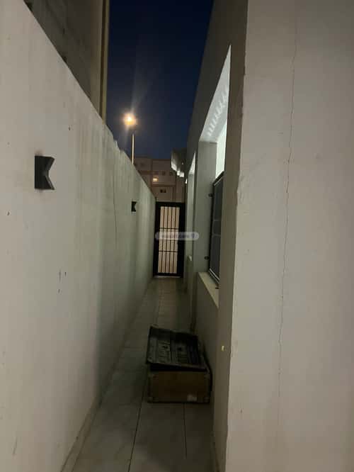 Furnished Apartment with 3 Bedrooms Al-Malqa, North Riyadh, Riyadh