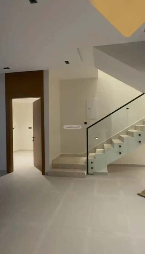 فيلا 8 غرف في المونسية