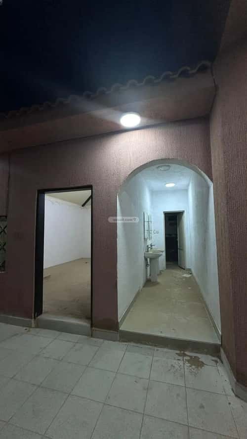 دور 540 متر مربع ب 8 غرف إشبيلية، شرق الرياض، الرياض