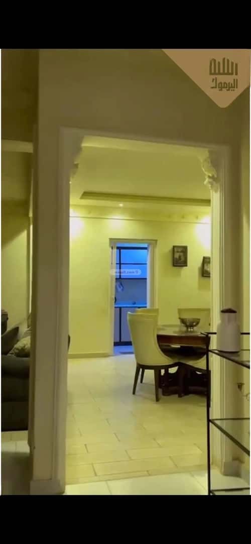 فيلا 250 متر مربع جنوبية على شارع 15م إشبيلية، شرق الرياض، الرياض