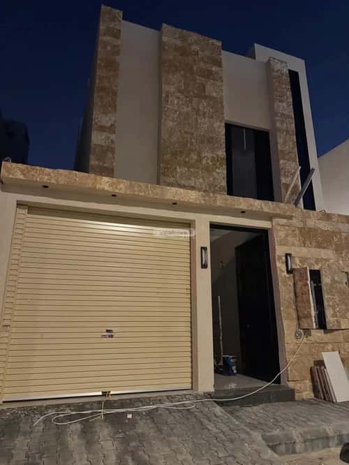Floor 336 SQM with 4 Bedrooms Al-Qadisiyah, East Riyadh, Riyadh