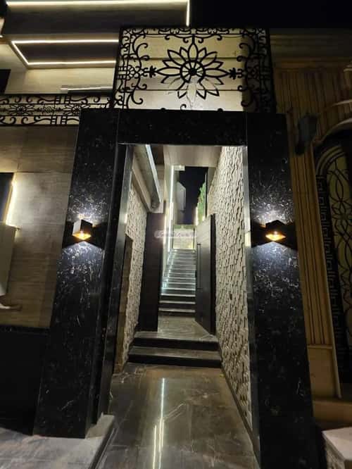 Villa 345 SQM Facing South with 6 Bedrooms Al-Olaya, Central Riyadh, Riyadh