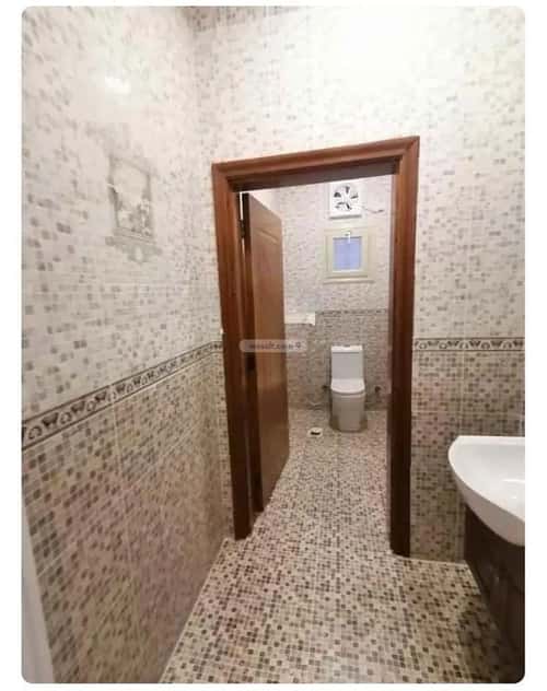 فيلا 200 متر مربع شمالية على شارع 16م الشراع، شمال جدة، جدة