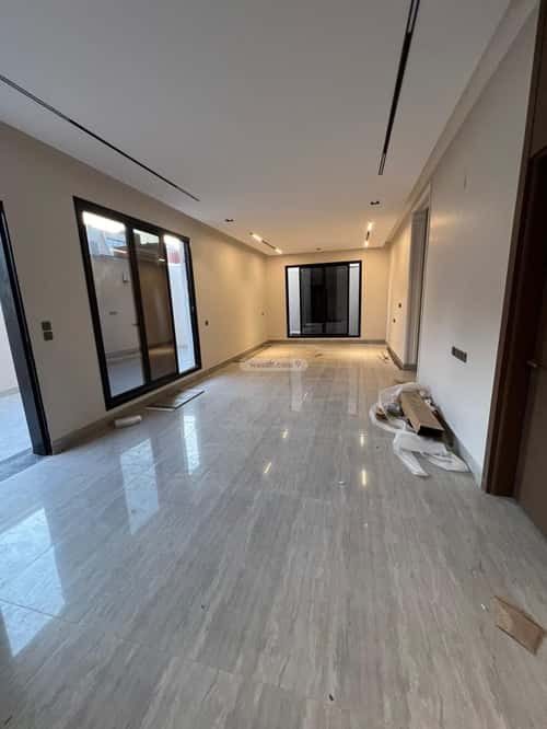 Villa 400 SQM Facing North East on 20m Width Street Ar-Rimal, East Riyadh, Riyadh