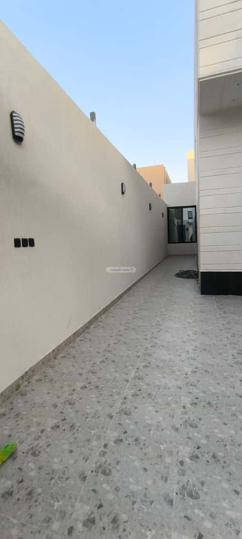 Floor 218.95 SQM with 3 Bedrooms Al-Qadisiyah, East Riyadh, Riyadh