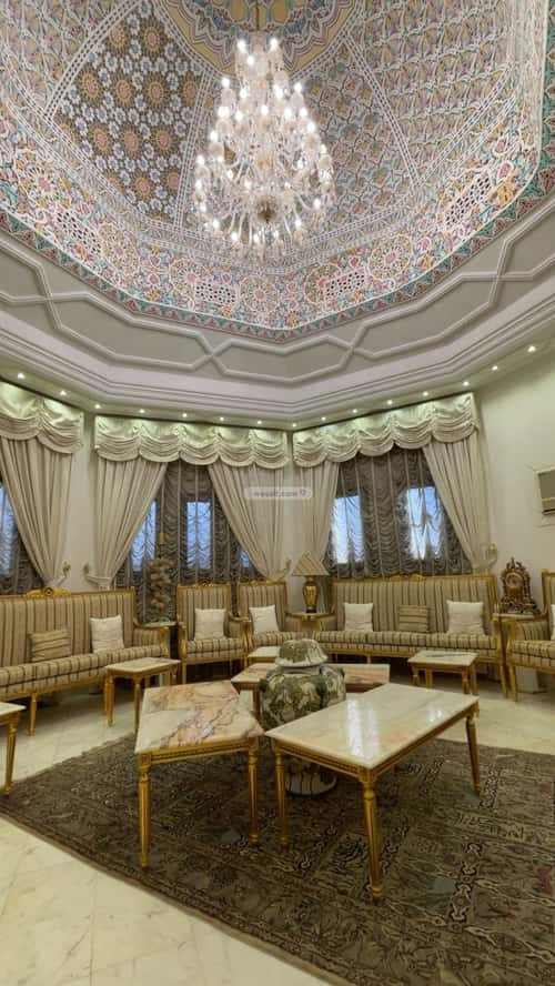 فيلا 560 متر مربع جنوبية غربية على شارع 20م الروابي، شرق الرياض، الرياض