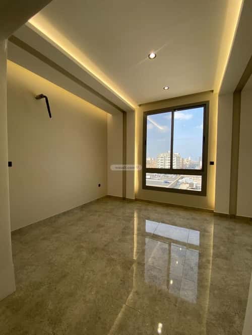 5 bedroom apartment in Al Rabwa