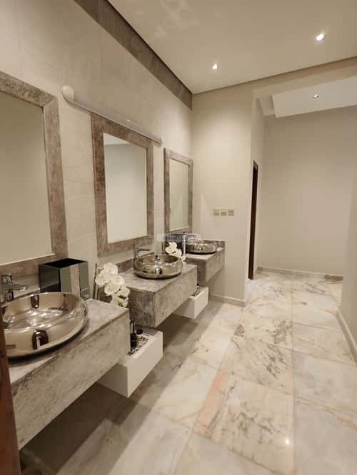 أرض 390 متر مربع غربية على شارع 15م النرجس، شمال الرياض، الرياض