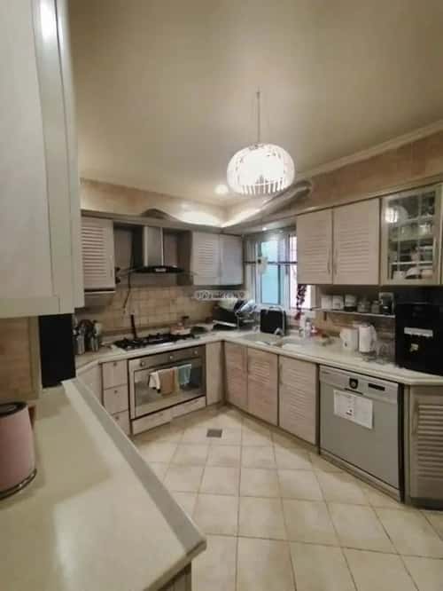 Villa 337 SQM Facing South West on 20m Width Street Ash-Shohda, East Riyadh, Riyadh