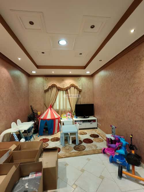 Villa 520 SQM Facing South on 12m Width Street Ar-Rabi, North Riyadh, Riyadh