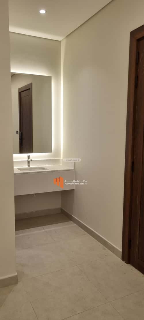 Apartment with 3 Bedrooms Al Bahr, Khobar