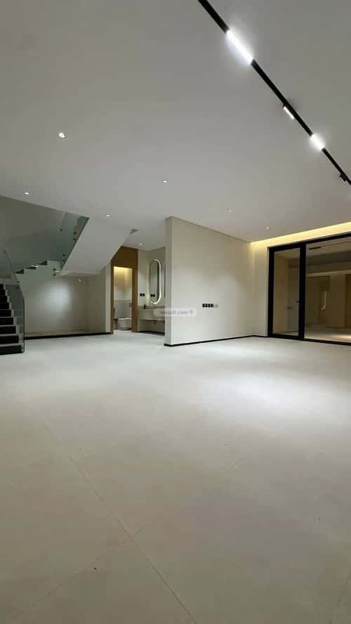 فيلا 366.17 متر مربع جنوبية غربية على شارع 15م عكاظ، جنوب الرياض، الرياض