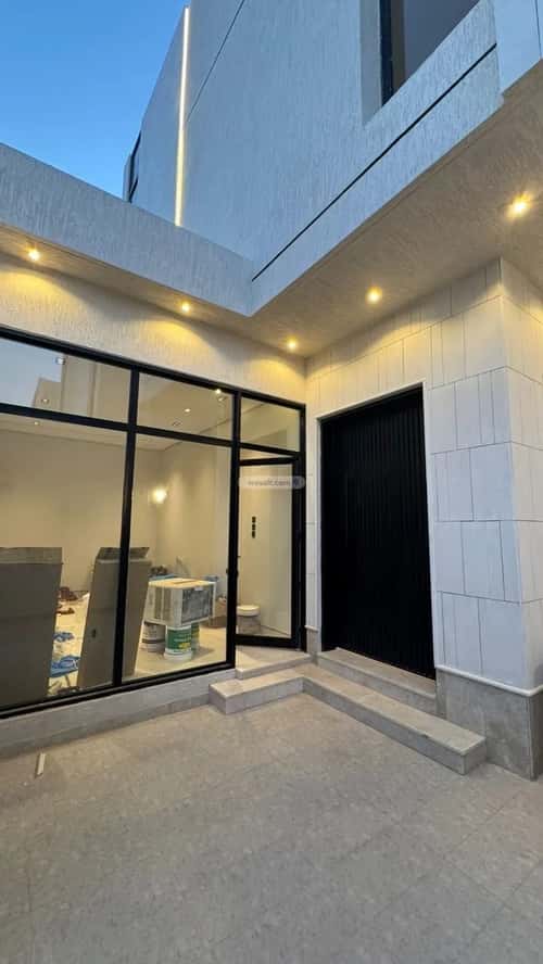 Villa 312 SQM Facing South on 18m Width Street Al-Qadisiyah, East Riyadh, Riyadh