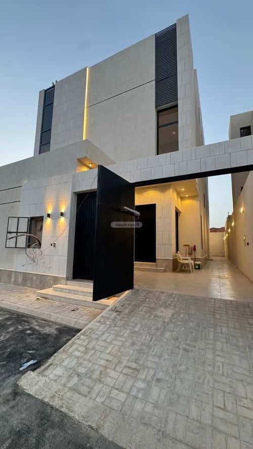 Villa 312 SQM Facing South on 18m Width Street Al-Qadisiyah, East Riyadh, Riyadh