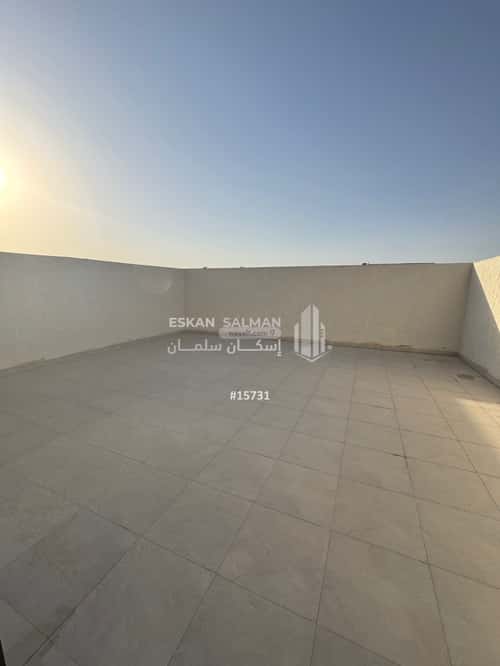 فيلا 200 متر مربع شمالية على شارع 20م الفاروق، وسط الرياض، الرياض