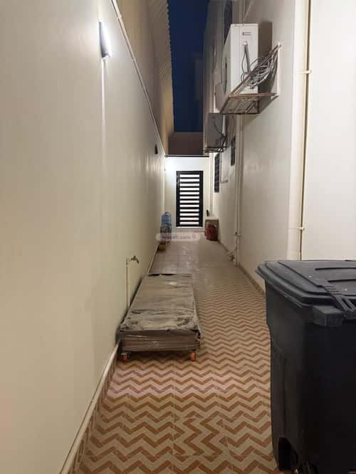 فيلا 611.16 متر مربع شرقية على شارع 20م الخزامى، الخبر