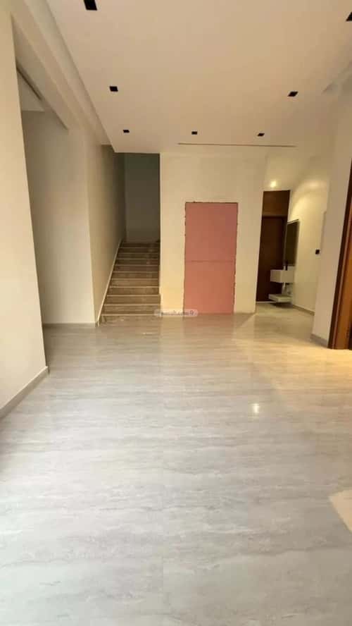 6 bedroom villa in Dhahrat Laban