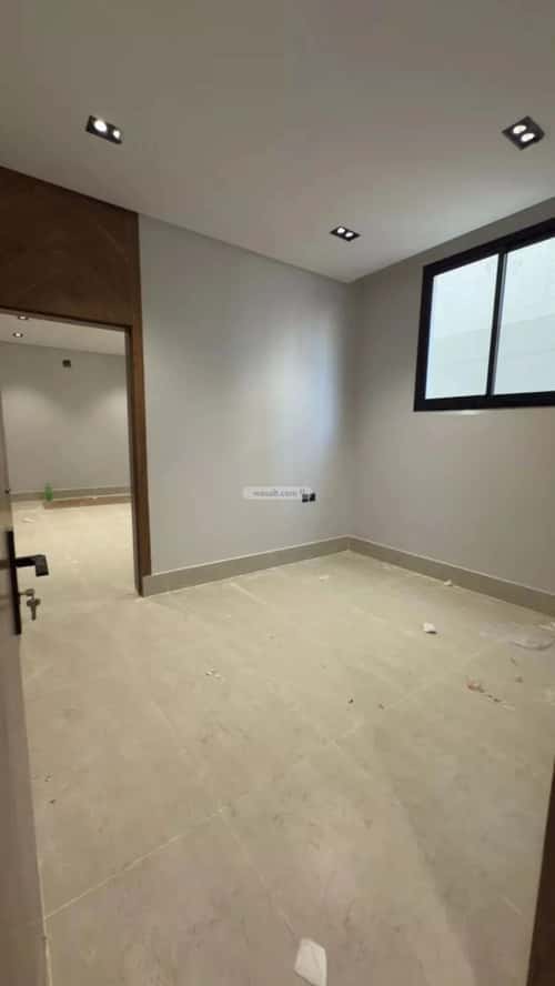 فيلا 5 غرف في عكاظ