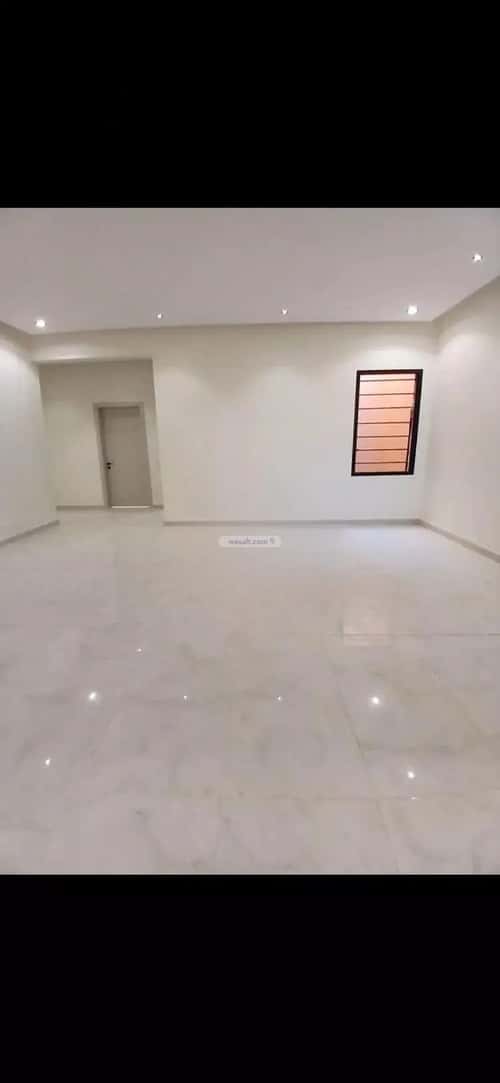 Floor 171.8 SQM with 4 Bedrooms Okaz, South Riyadh, Riyadh