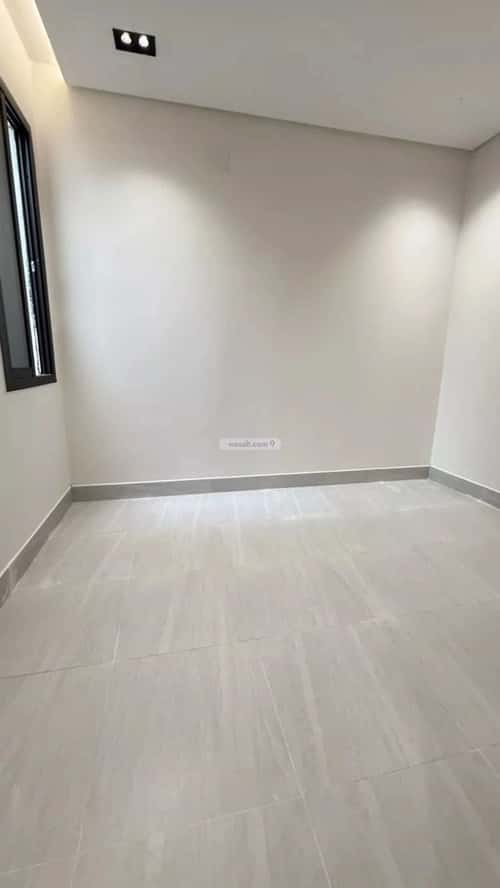 Villa 311 SQM facing North on 18m width street العريجاء الأوسط، غرب الرياض، الرياض