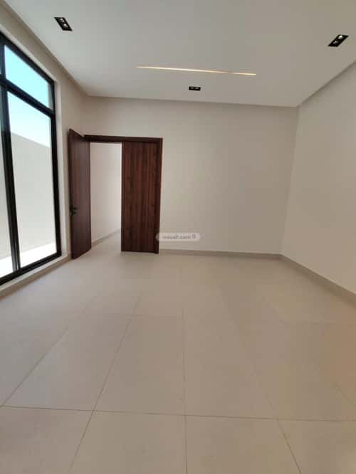Floor 251.63 SQM with 5 Bedrooms Al-Khaleej, East Riyadh, Riyadh