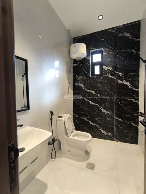 Villa 225 SQM Facing South on 15m Width Street Ar-Rimal, East Riyadh, Riyadh